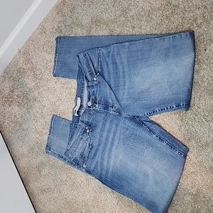 Levis jeans